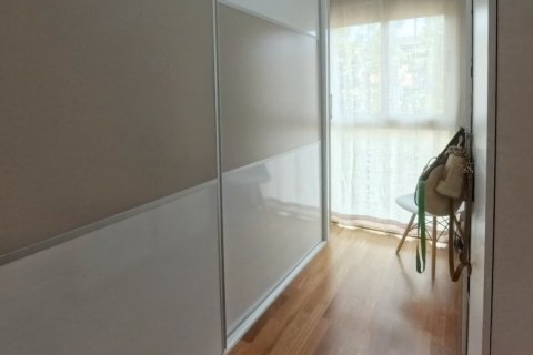 Продажа квартиры в Барселона, Испания 3 спальни, 87м2 №187902 - фото 14