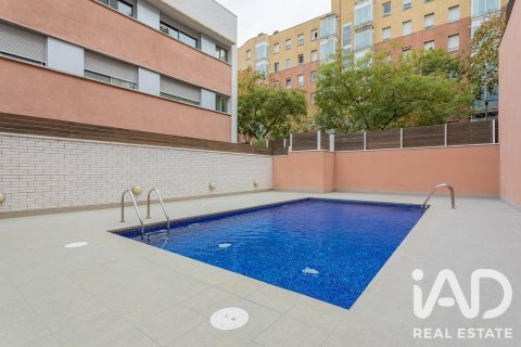 Продажа квартиры в Барселона, Испания 3 спальни, 101м2 №187908 - фото 27