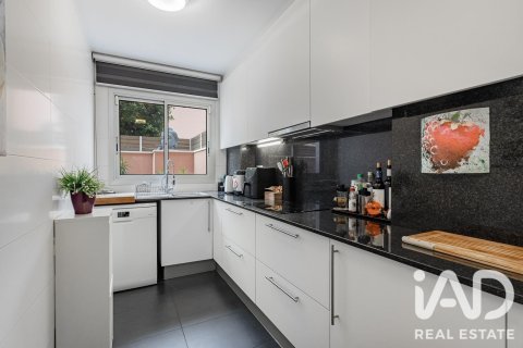 Продажа квартиры в Барселона, Испания 3 спальни, 101м2 №187908 - фото 17