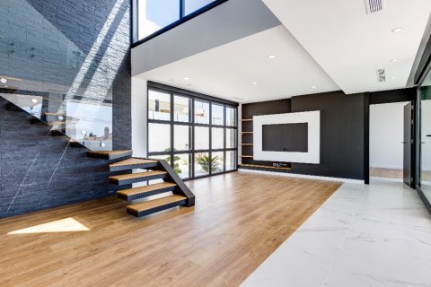 Продажа виллы в Сьюдад Кесада, Аликанте, Испания 4 спальни, 154м2 №144779 - фото 2