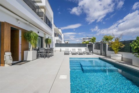 Villa till salu i Murcia, Spanien 4 sovrum, Nr. 140707 - foto 1