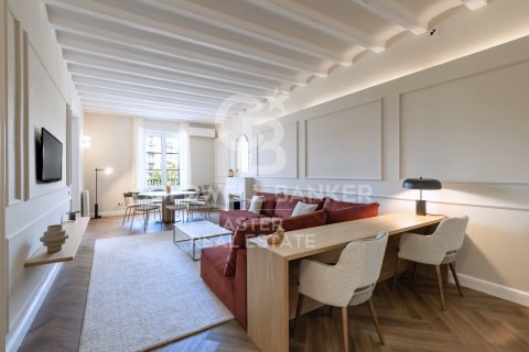 Apartment à Barcelona, Espagne 3 chambres, 138 m2 No. 178969