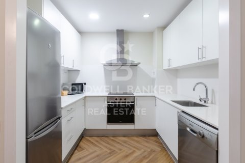 Apartment à vendre à Barcelona, Espagne, 3 chambres, 138 m2 No. 178969 - photo 6