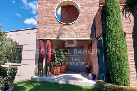 House à vendre à Teia, Barcelona, Espagne, 7 chambres, 586 m2 No. 178967 - photo 2