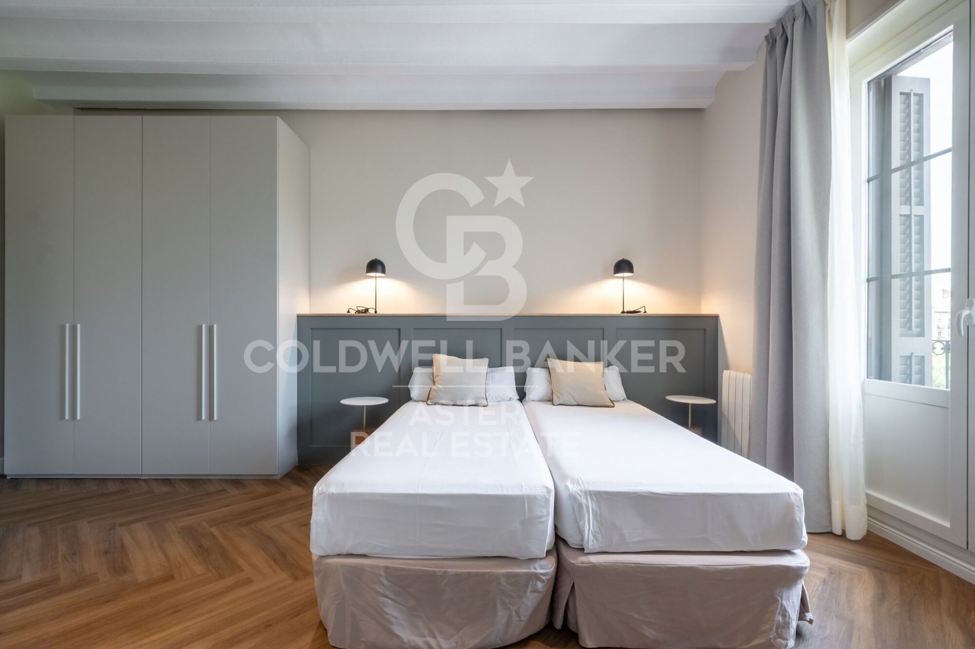Apartamento en Barcelona, España 3 dormitorios, 138 m2 No. 178970