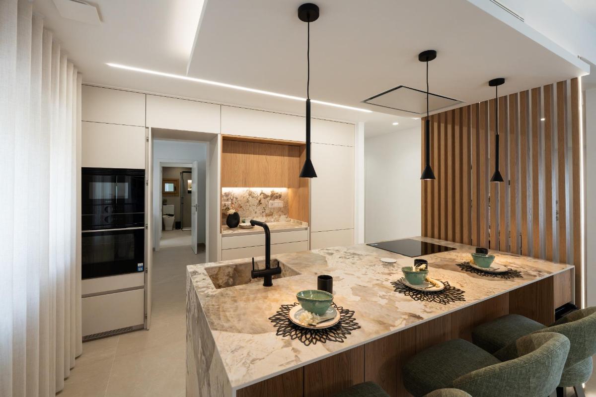 Huvila Alicante, Espanja 4 makuuhuonetta, 227 m2 No. 148910