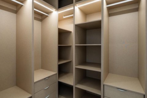 Villa for sale in Alicante, Spain 4 bedrooms, 227 sq.m. No. 148910 - photo 24