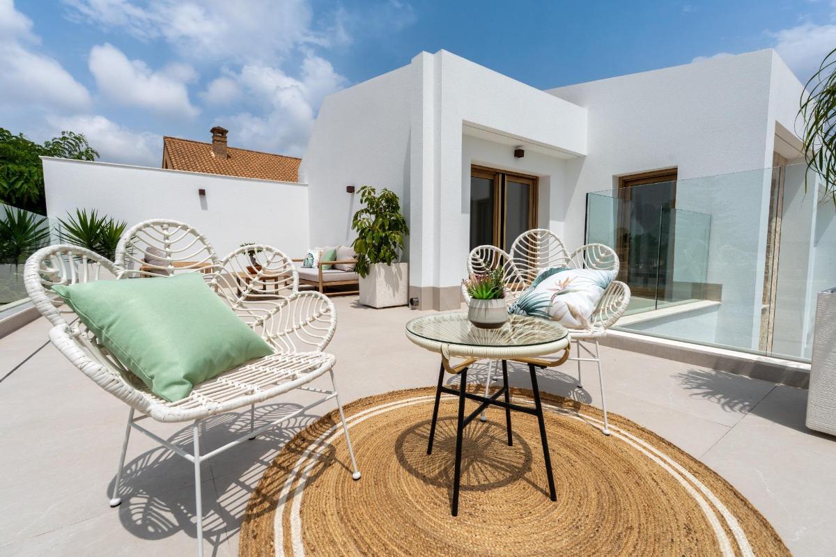 Huvila Alicante, Espanja 4 makuuhuonetta, 227 m2 No. 148910