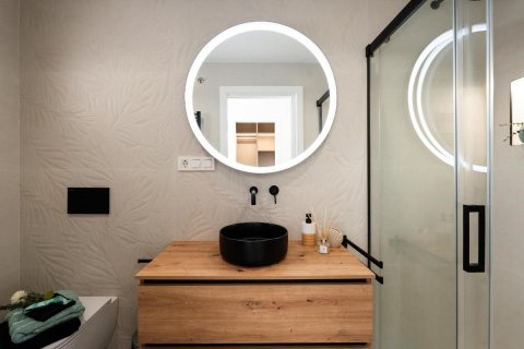 Villa for sale in Alicante, Spain 4 bedrooms, 227 sq.m. No. 148910 - photo 19