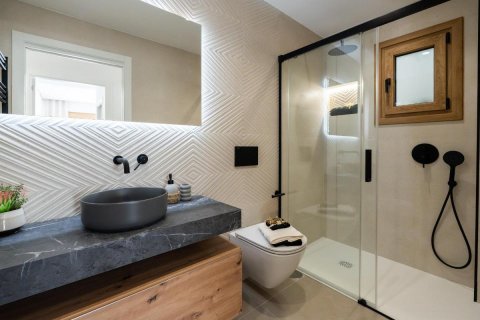 Villa for sale in Alicante, Spain 4 bedrooms, 227 sq.m. No. 148910 - photo 25