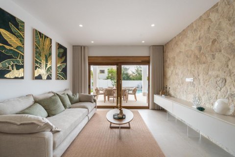 Villa for sale in Alicante, Spain 4 bedrooms, 227 sq.m. No. 148910 - photo 14