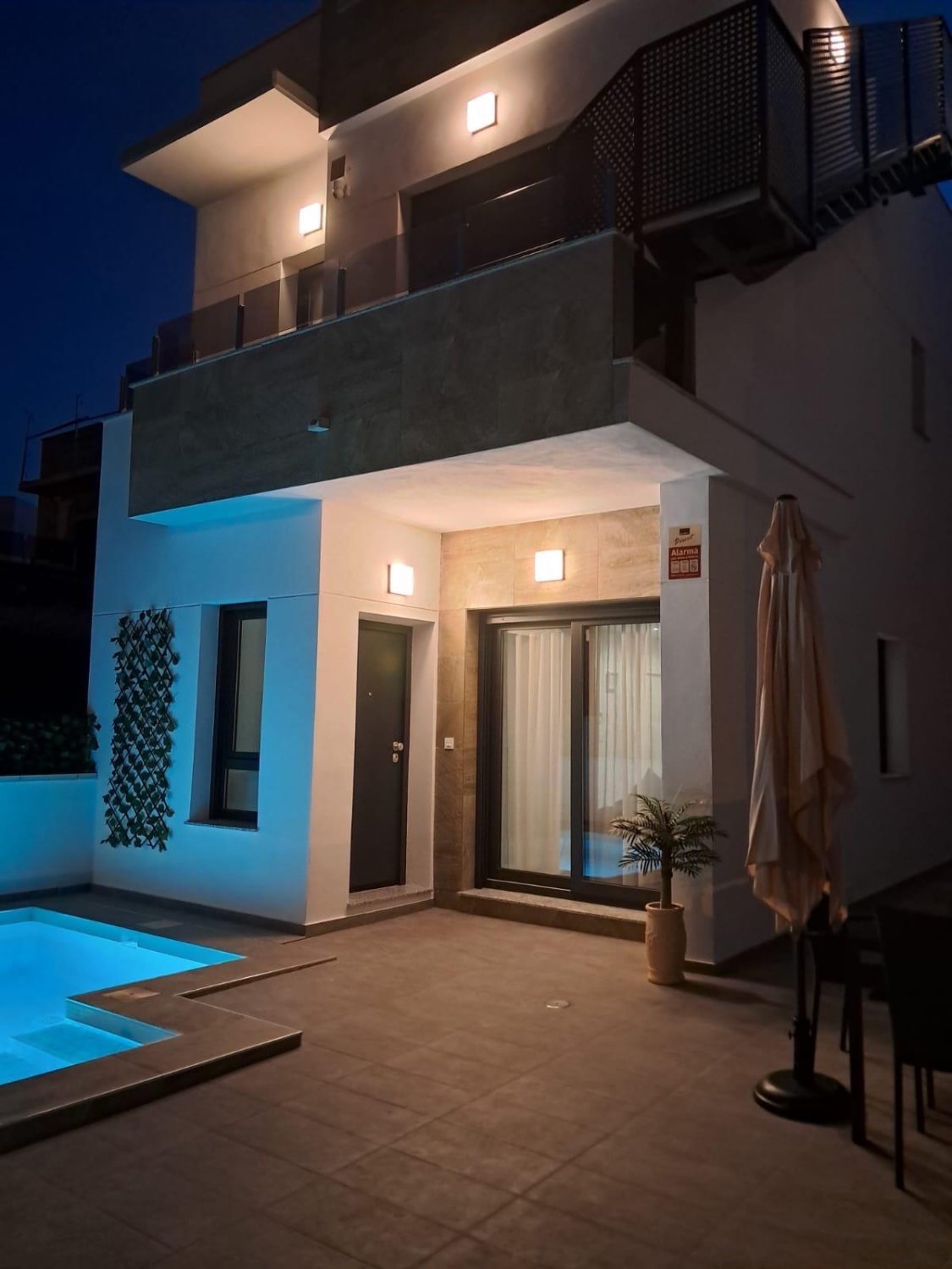Villa i Torrevieja, Alicante, Spanien 3 sovrum, 106 kvm. Nr. 148908