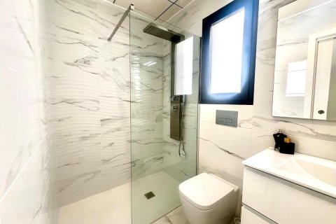 Huvila myytävänä Torrevieja, Alicante, Espanja, 3 makuuhuonetta, 106 m2 No. 148908 - kuva 12