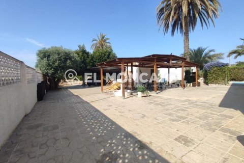 Huvila myytävänä La Marina, Alicante, Espanja, 5 makuuhuonetta, 191 m2 No. 148914 - kuva 13