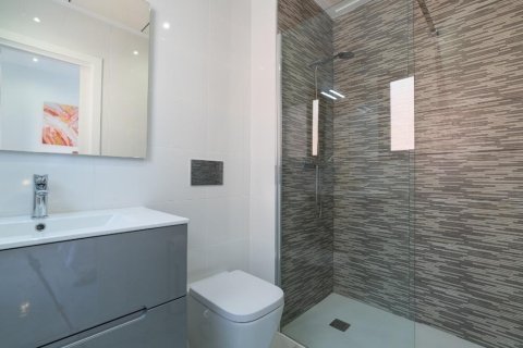 Villa for sale in Torrevieja, Alicante, Spain 3 bedrooms, 105 sq.m. No. 148909 - photo 20