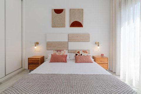 Villa for sale in Torrevieja, Alicante, Spain 3 bedrooms, 105 sq.m. No. 148909 - photo 10