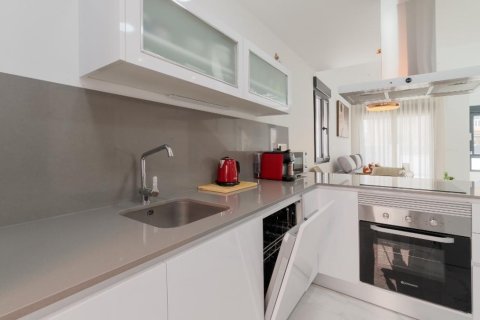 Villa for sale in Torrevieja, Alicante, Spain 3 bedrooms, 105 sq.m. No. 148909 - photo 28