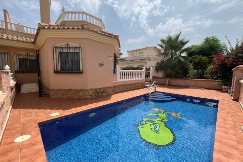 Villa for sale in Almoradi, Alicante, Spain 2 bedrooms, 79 sq.m. No. 148912 - photo 3