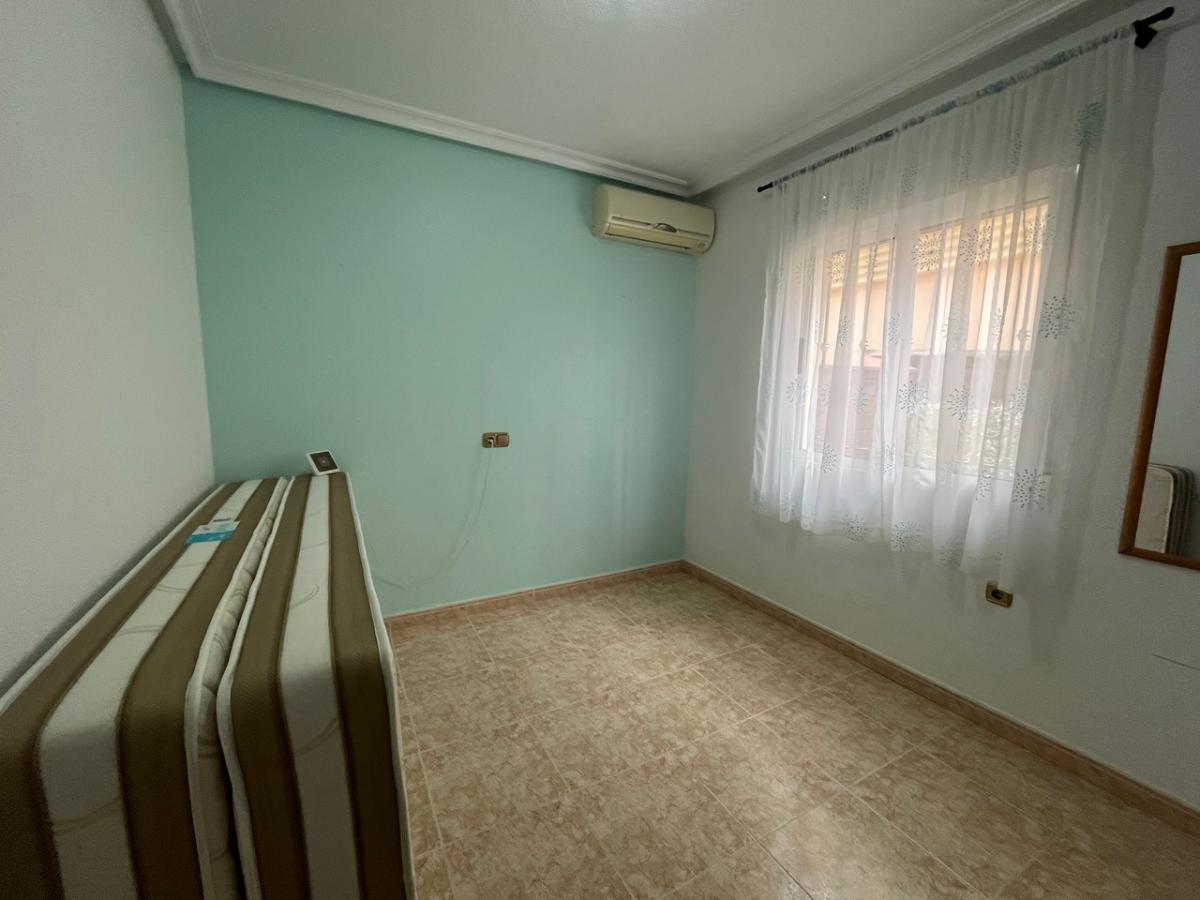 Villa a Almoradi, Alicante, Spagna 2 camere da letto, 79 mq. N° 148912