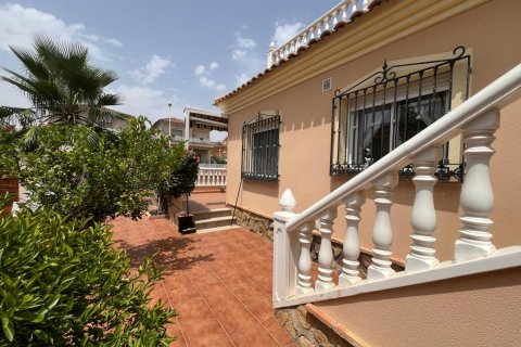Villa for sale in Almoradi, Alicante, Spain 2 bedrooms, 79 sq.m. No. 148912 - photo 11