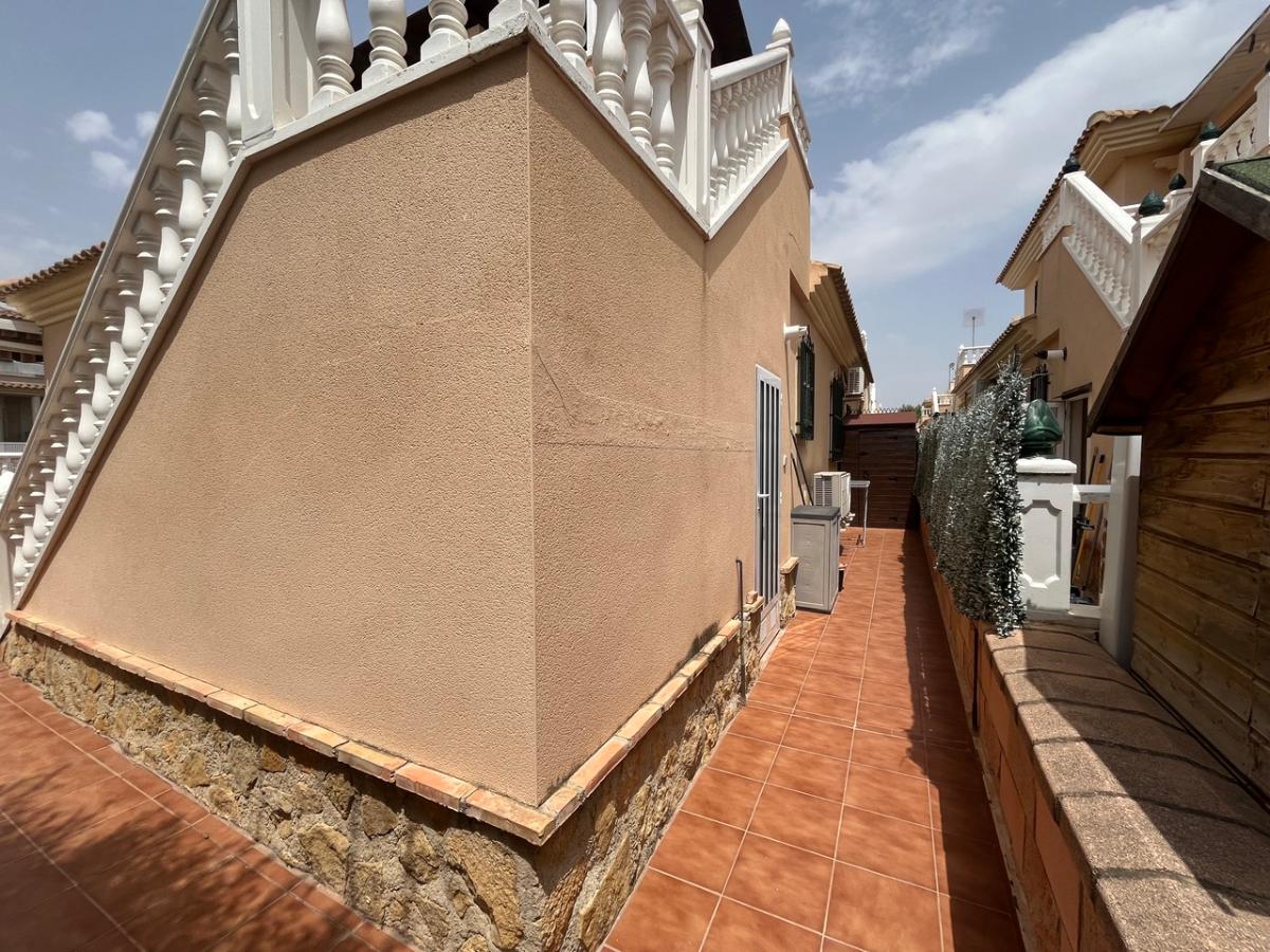 Villa a Almoradi, Alicante, Spagna 2 camere da letto, 79 mq. N° 148912