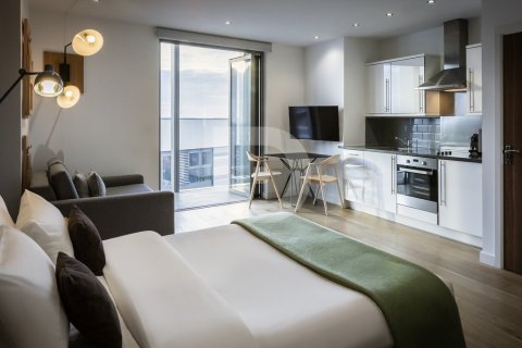 Commercial property à L'Eixample, Barcelona, Espagne 962 m2 No. 151954