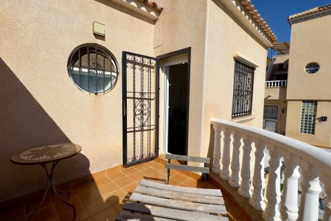 Villa for sale in Alicante, Spain 2 bedrooms, 91 sq.m. No. 142495 - photo 25