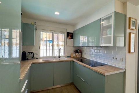 Villa for sale in Alicante, Spain 2 bedrooms, 91 sq.m. No. 142495 - photo 22