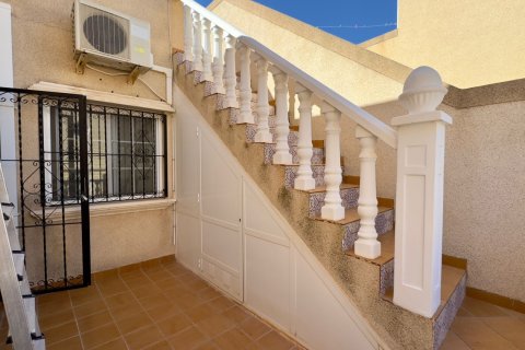 Villa for sale in Alicante, Spain 2 bedrooms, 91 sq.m. No. 142495 - photo 27