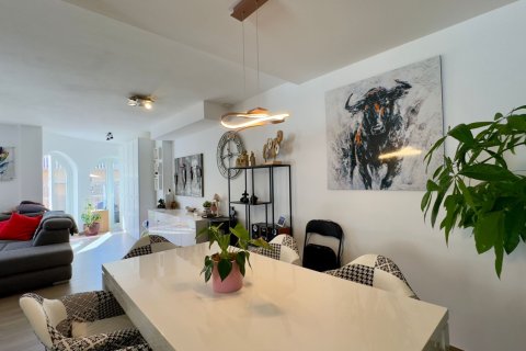 Villa for sale in Alicante, Spain 2 bedrooms, 91 sq.m. No. 142495 - photo 15