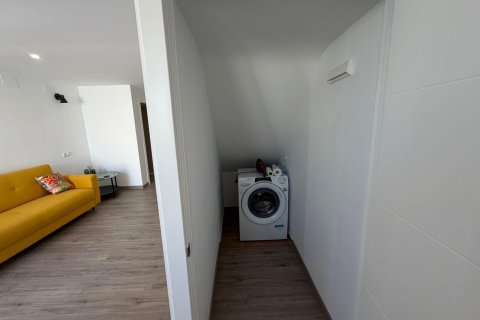 Kaupunkipientalo myytävänä Cabo Cervera-Playa la Mata, Alicante, Espanja, 4 makuuhuonetta, 110 m2 No. 142496 - kuva 24