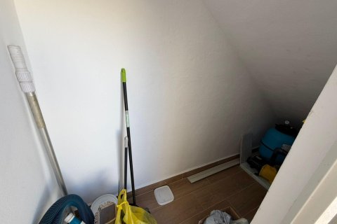 Kaupunkipientalo myytävänä Cabo Cervera-Playa la Mata, Alicante, Espanja, 4 makuuhuonetta, 110 m2 No. 142496 - kuva 26