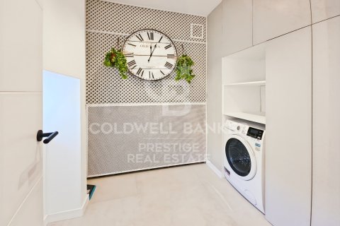 Apartamento en venta en Barcelona, España 3 dormitorios, 97 m2 No. 157681 - foto 19