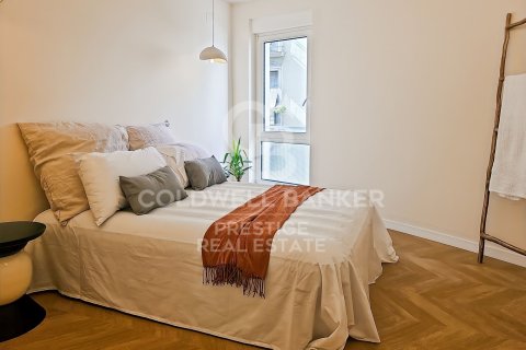 Apartamento en venta en Barcelona, España 3 dormitorios, 97 m2 No. 157681 - foto 12