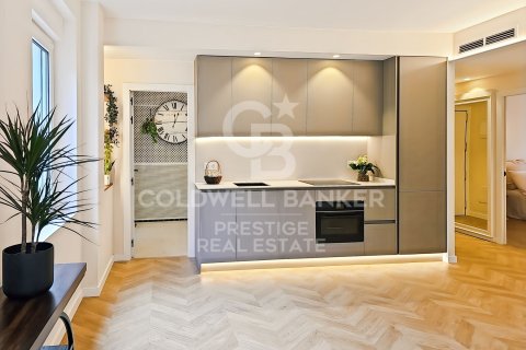 Apartamento en venta en Barcelona, España 3 dormitorios, 97 m2 No. 157681 - foto 7