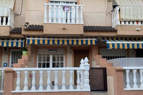 Villetta a schiera in vendita a Torre de la Horadada, Alicante, Spagna 4 camere da letto, 130 mq. N° 155611 - foto 3