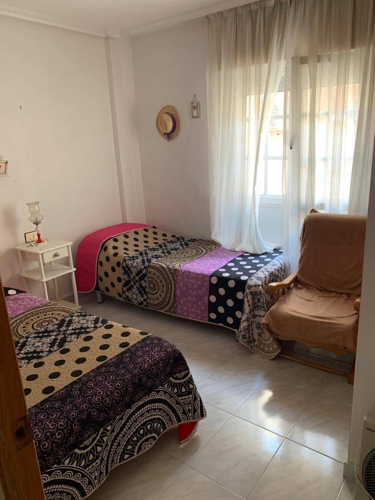 Villetta a schiera a Torre de la Horadada, Alicante, Spagna 4 camere da letto, 130 mq. N° 155611