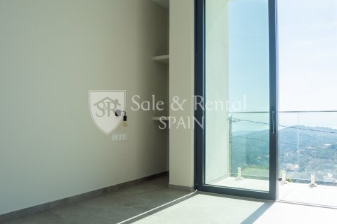 House for sale in Lloret de Mar, Girona, Spain 3 bedrooms, 270 sq.m. No. 166378 - photo 23