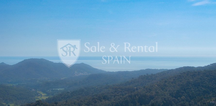 Māja Lloret de Mar, Girona, Spānijā 3 istabas, 270 m2 Nr. 166378