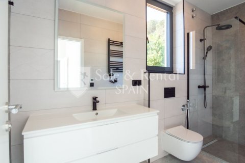 House for sale in Lloret de Mar, Girona, Spain 3 bedrooms, 270 sq.m. No. 166378 - photo 29