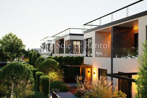 House for sale in Lloret de Mar, Girona, Spain 3 bedrooms, 350 sq.m. No. 166377 - photo 6