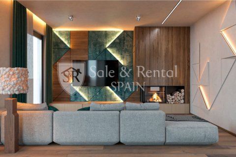 House for sale in Lloret de Mar, Girona, Spain 3 bedrooms, 350 sq.m. No. 166377 - photo 8