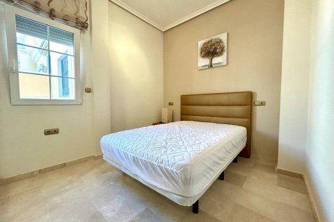 Lägenhet till salu i Dehesa De Campoamor, Alicante, Spanien 3 sovrum, 104 kvm. Nr. 190213 - foto 13