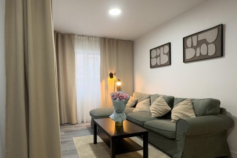 Apartamento en venta en Torrevieja, Alicante, España 2 dormitorios, 80 m2 No. 189720 - foto 3