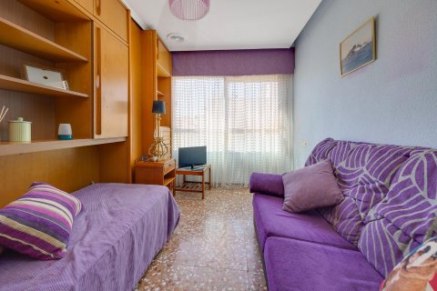Apartment for sale in Torrevieja, Alicante, Spain 4 bedrooms, 116 sq.m. No. 189722 - photo 20