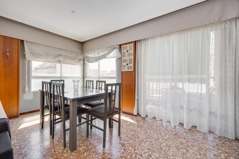 Apartment for sale in Torrevieja, Alicante, Spain 4 bedrooms, 116 sq.m. No. 189722 - photo 6