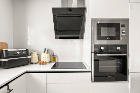 Apartamento en venta en Alicante, España 2 dormitorios, 85 m2 No. 189723 - foto 16