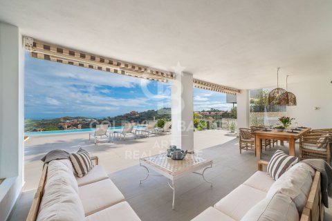 Villa till salu i Ojen, Malaga, Spanien 5 sovrum, 527 kvm. Nr. 159071 - foto 8