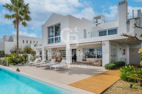 Villa till salu i Ojen, Malaga, Spanien 5 sovrum, 527 kvm. Nr. 159071 - foto 30