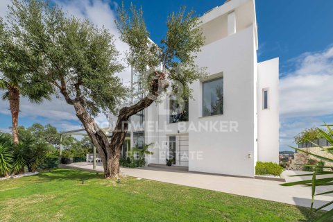 Villa till salu i Ojen, Malaga, Spanien 5 sovrum, 527 kvm. Nr. 159071 - foto 3